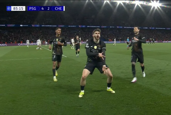 江南体育-自2021年以来首次,巴黎在欧冠1/8决赛单场打进4球